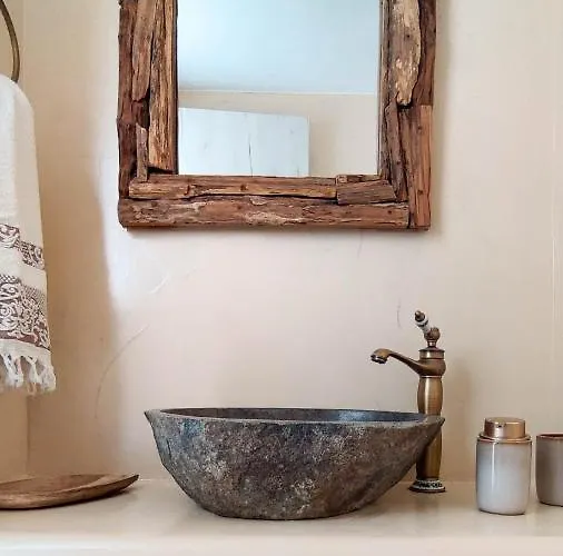 Holiday home Laina Traditional Aperathos